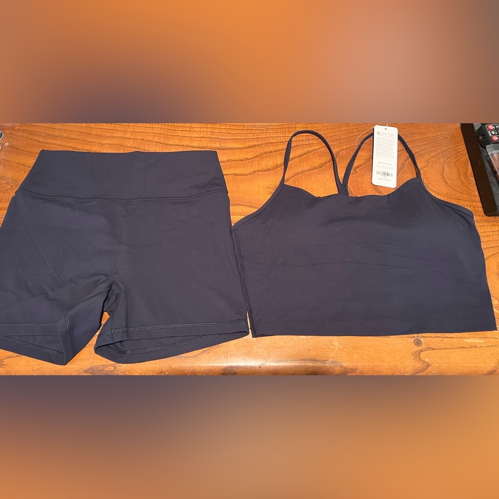 NWT CRZ YOGA BUTTERLUXE SET IN NAVY!